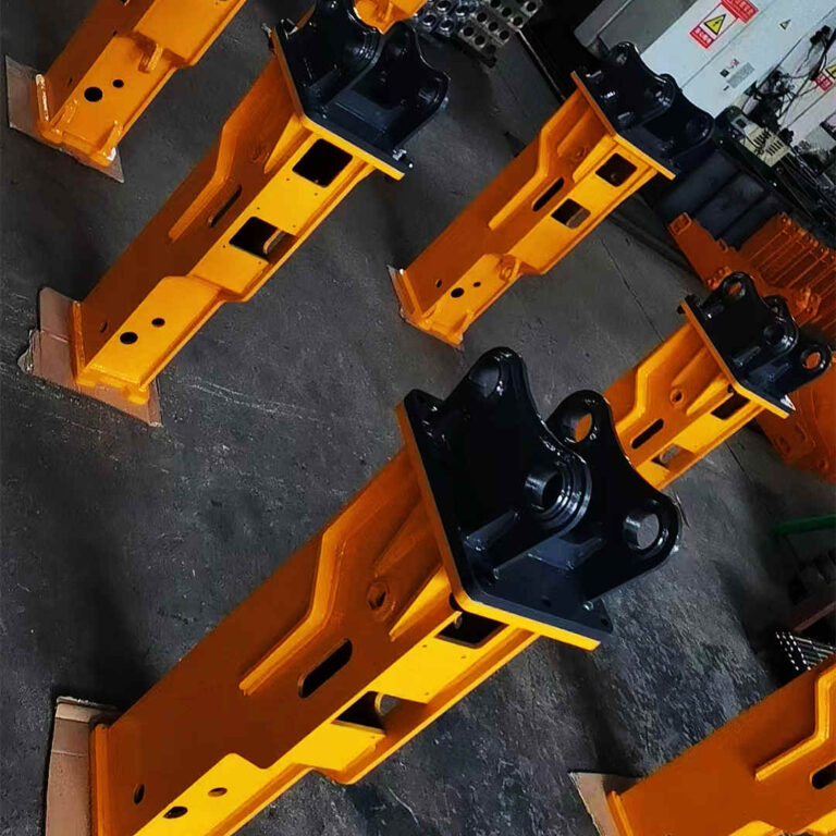 DKA53 hydraulic breaker 2