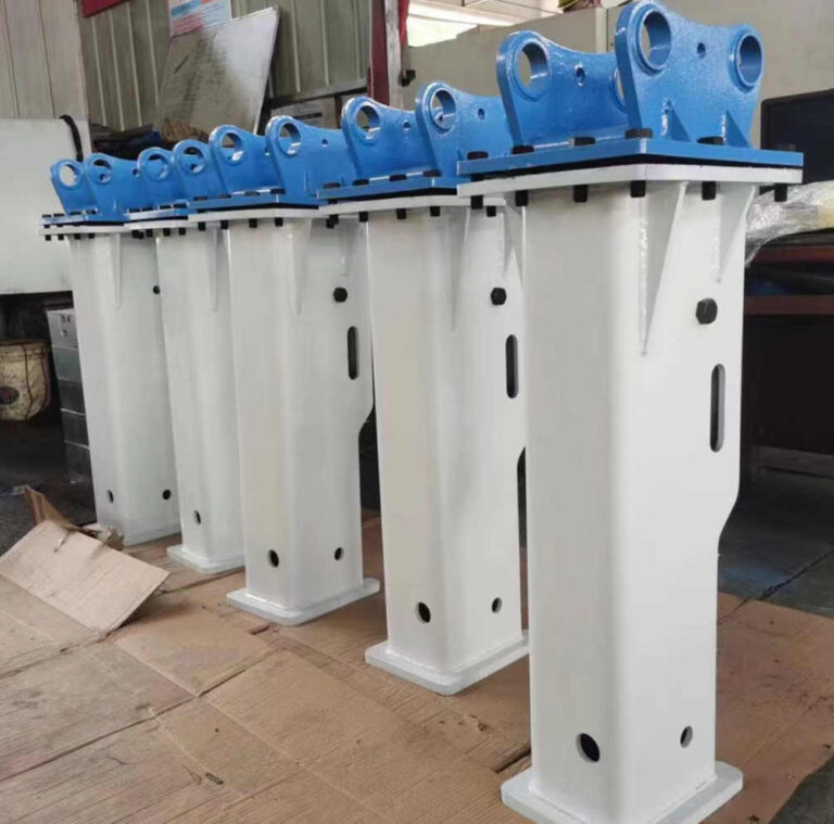 DKA68 hydraulic breaker